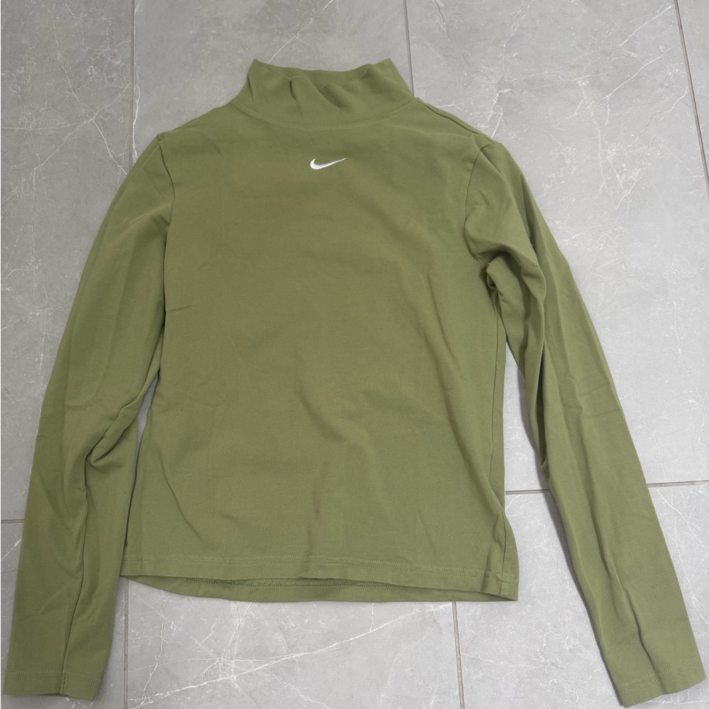 Nike Women's Long Sleeve Top in Olive